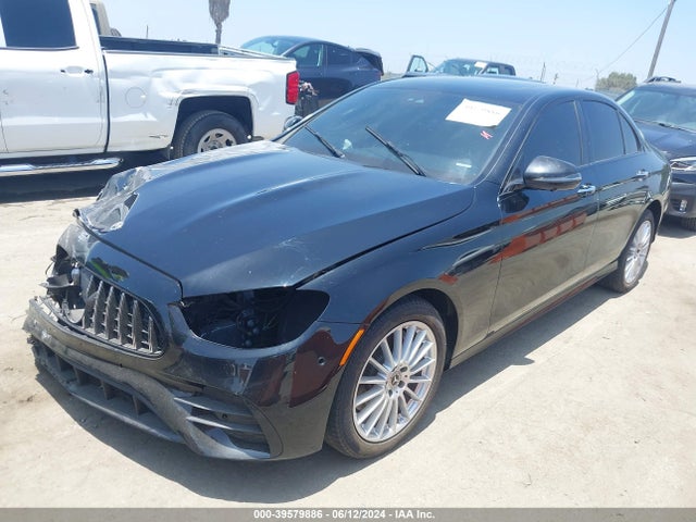 Mercedes-Benz E 350 2022 W1KZF8DB5NB045985 Image 2