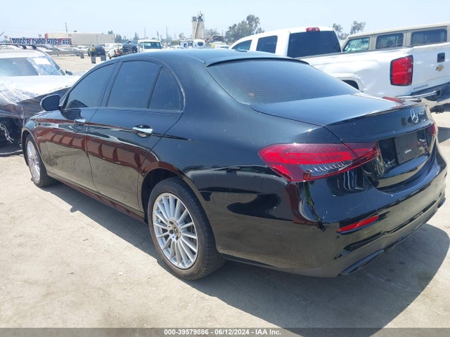 Mercedes-Benz E 350 2022 W1KZF8DB5NB045985 Image 3