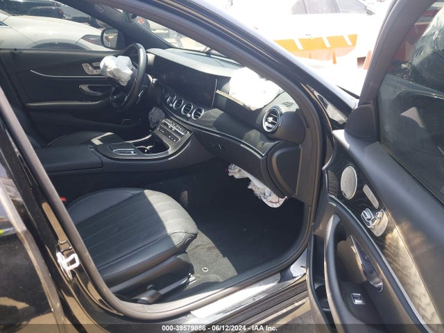 Mercedes-Benz E 350 2022 W1KZF8DB5NB045985 Image 5