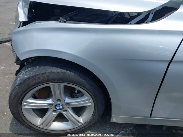 BMW 320i 2015 WBA3B1G5XFNT01852 Image 19