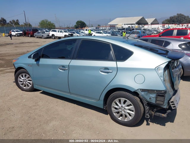 Toyota PRIUS PLUG-IN 2014 JTDKN3DP5E3055018 Image 15