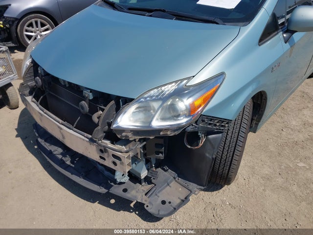 Toyota PRIUS PLUG-IN 2014 JTDKN3DP5E3055018 Image 6
