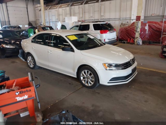 3VWB17AJ4FM307986 auction archive image