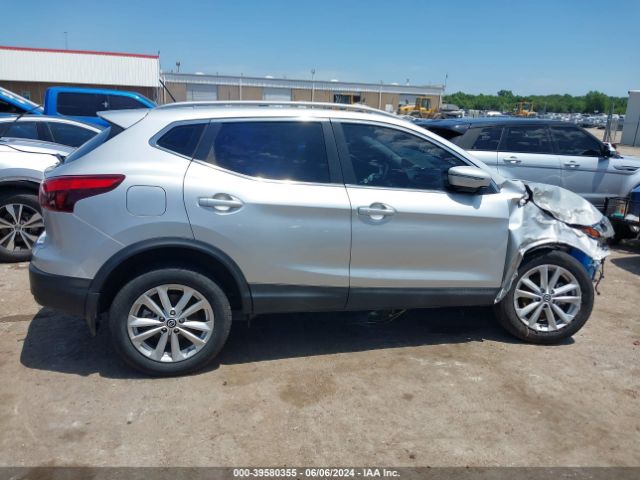 JN1BJ1CPXKW236887 Nissan Rogue Sport Sv