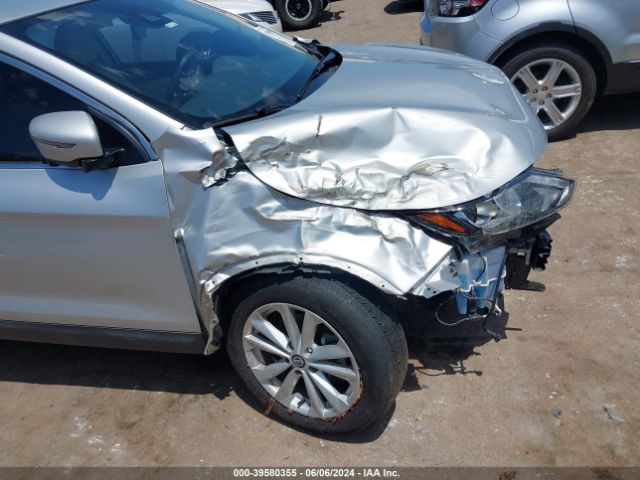 JN1BJ1CPXKW236887 Nissan Rogue Sport Sv