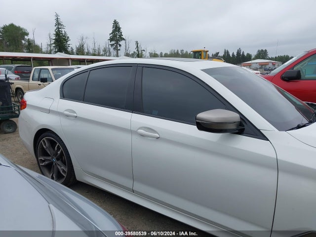 BMW M550i Xdrive 2020 WBAJS7C04LCD50639 Image 13