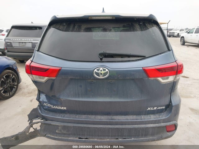 Toyota Highlander Xle 2017 5TDJZRFHXHS393591 Image 17