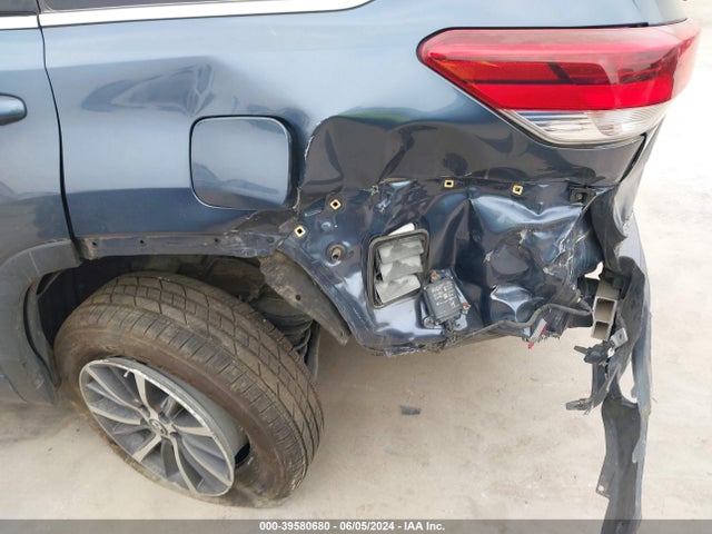 Toyota Highlander Xle 2017 5TDJZRFHXHS393591 Image 6