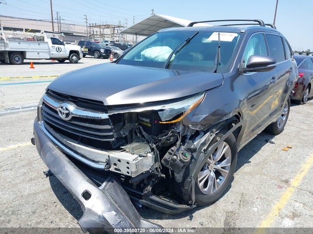 Toyota Highlander Xle V6 2015 5TDKKRFH2FS087992 Image 6