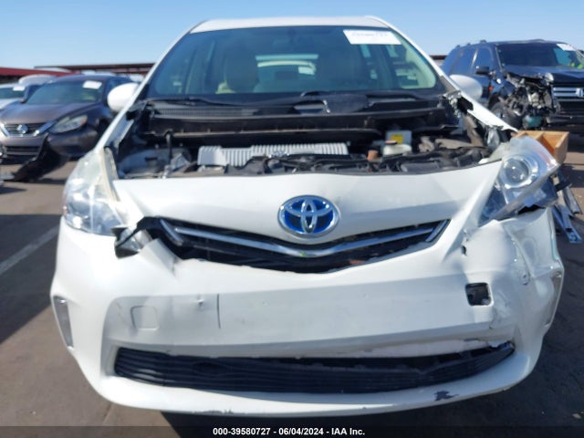 Toyota Prius V Three 2014 JTDZN3EU2EJ012917 Image 13