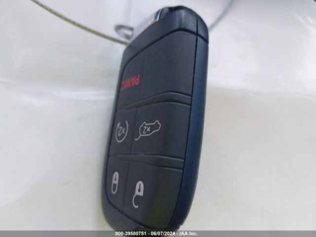 3C4NJCBB3NT167210 Jeep Compass Latitude Fwd