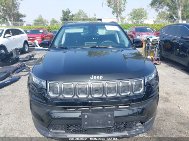3C4NJCBB3NT167210 Jeep Compass Latitude Fwd