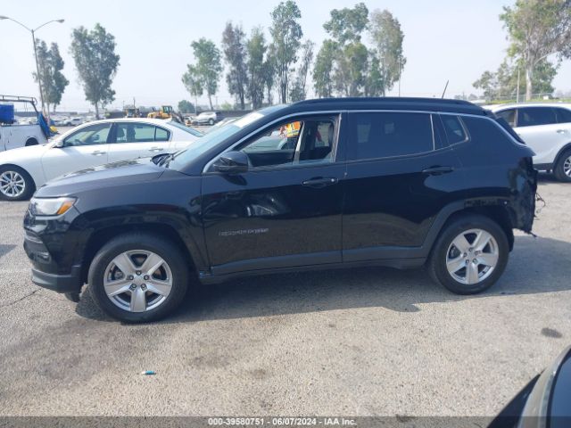 3C4NJCBB3NT167210 Jeep Compass Latitude Fwd