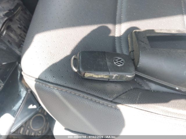 1VWSA7A36MC018110 Volkswagen Passat 2.0t Se