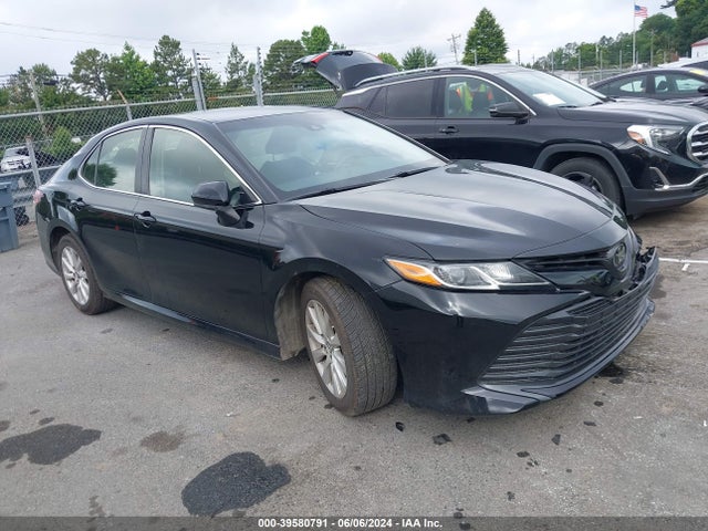 Toyota CAMRY LE 2018 JTNB11HK9J3026710 main image