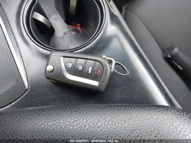 Toyota CAMRY LE 2018 JTNB11HK9J3026710 Image 11
