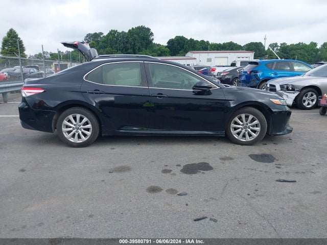 Toyota CAMRY LE 2018 JTNB11HK9J3026710 Image 13