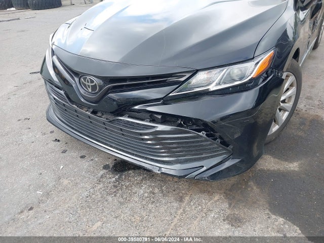 Toyota CAMRY LE 2018 JTNB11HK9J3026710 Image 17