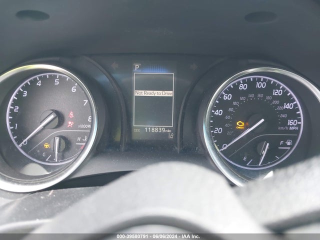 Toyota CAMRY LE 2018 JTNB11HK9J3026710 Image 7