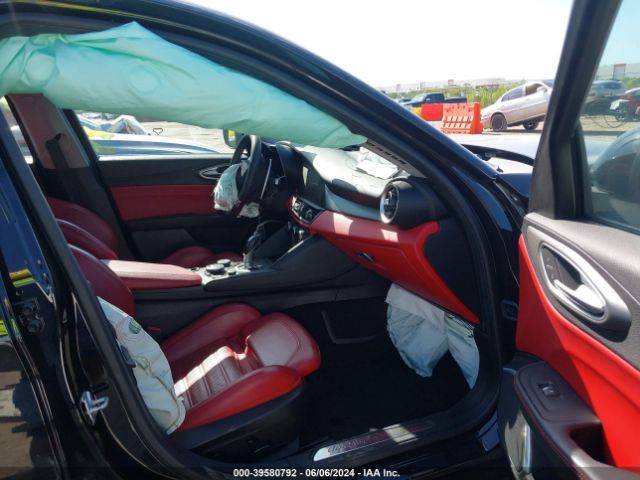 ZARFAMBN1K7607922 Alfa Romeo Giulia Ti Sport Rwd
