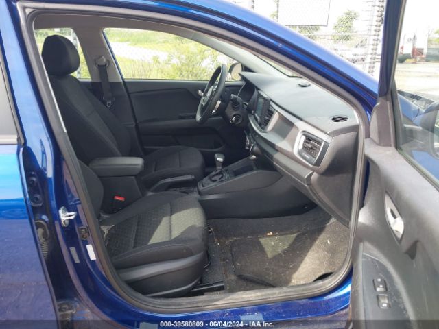 3KPA25AB8KE209072 KIA Rio 5-door S
