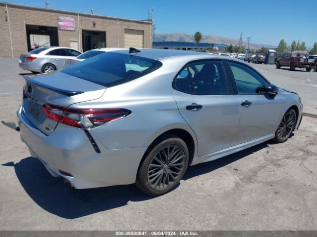 4T1G11AK2NU062464 Toyota Camry Se Nightshade Edition