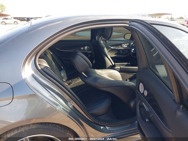 WDDZF4JB6JA320020 Mercedes-Benz E 300