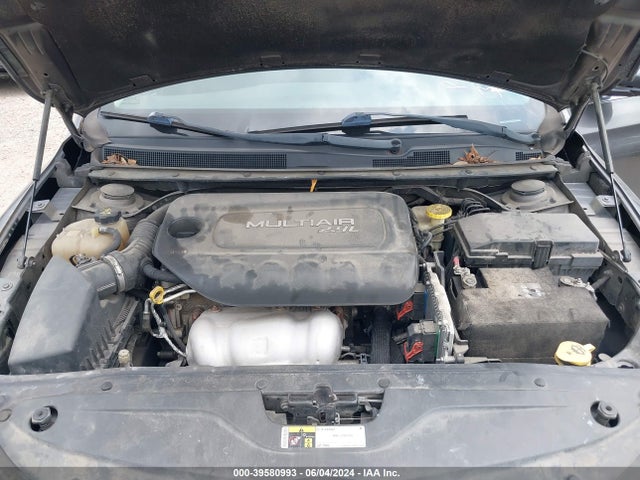 1C3CCCAB8GN124976 Chrysler 200 Limited