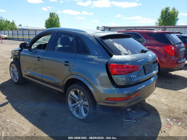 WA1ECCFSXJR017287 Audi Q3 2.0t Premium/2.0t Sport Premium