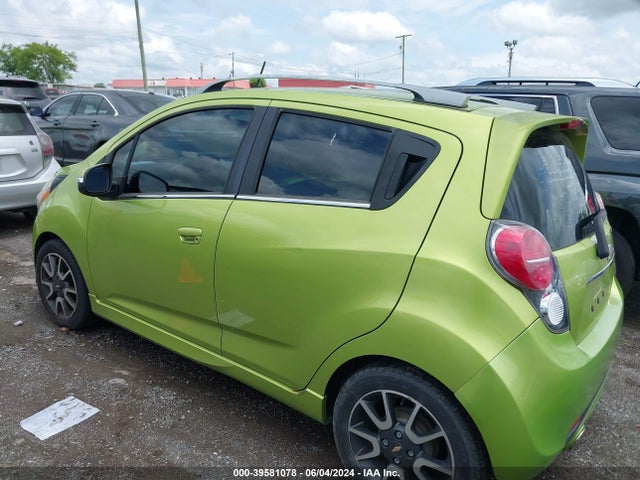 Chevrolet Spark 2lt Auto 2014 KL8CF6S93EC409151 Image 3