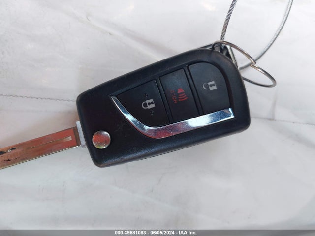Toyota RAV4 LE 2019 2T3H1RFV8KW057584 Image 11