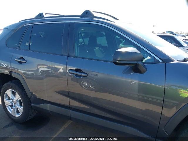 Toyota RAV4 LE 2019 2T3H1RFV8KW057584 Image 14