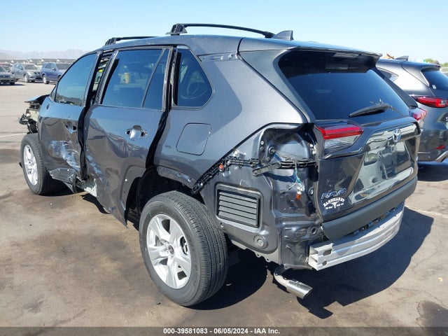 Toyota RAV4 LE 2019 2T3H1RFV8KW057584 Image 3