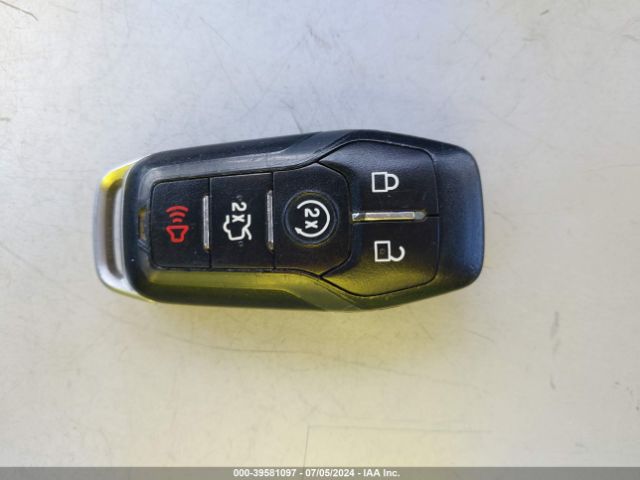 1FM5K8GT3HGE24236 Ford EXPLORER SPORT