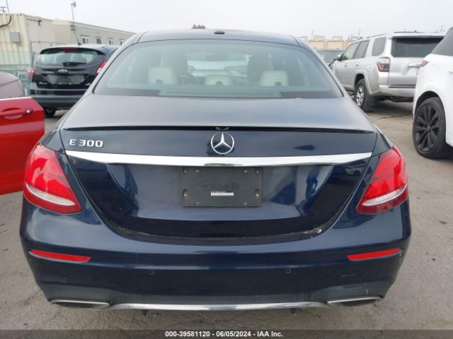 WDDZF4JB0HA158573 Mercedes-Benz E 300