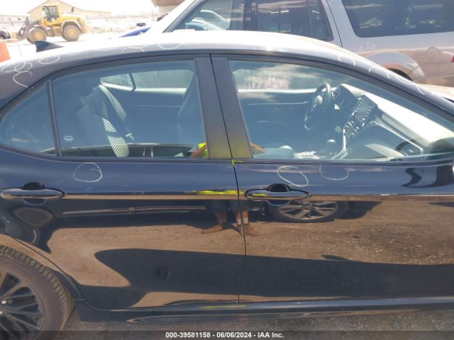 4T1G11AK2NU035992 Toyota Camry Se Nightshade Edition