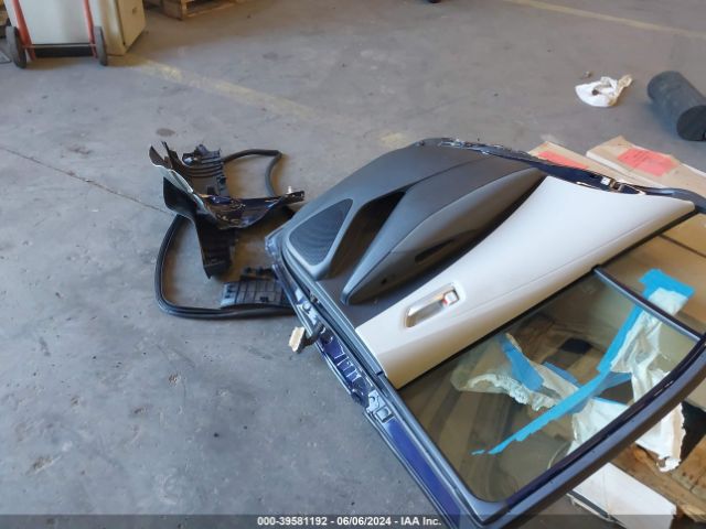 JTDHPRAE9LJ050570 Toyota COROLLA LE