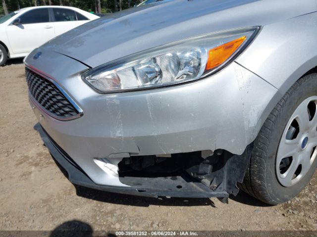 1FADP3F27GL291165 Ford FOCUS SE