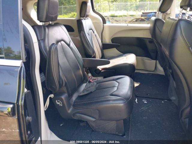 2C4RC1DG7MR506352 Chrysler Voyager Lxi