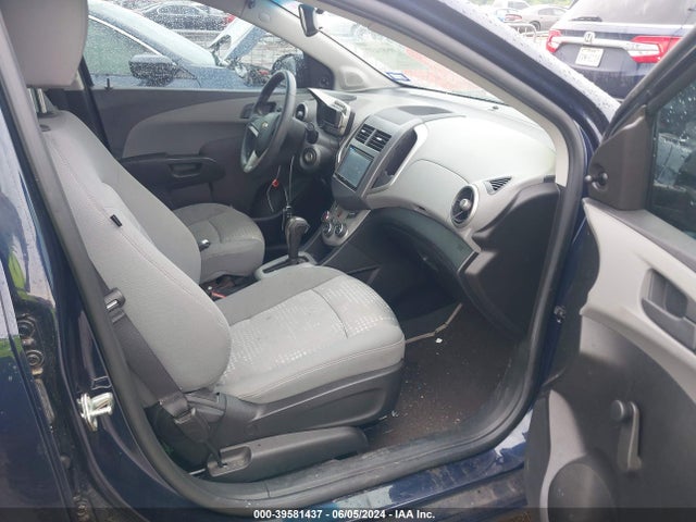 Chevrolet Sonic Ls Auto 2015 1G1JA5SH5F4136734 Image 5