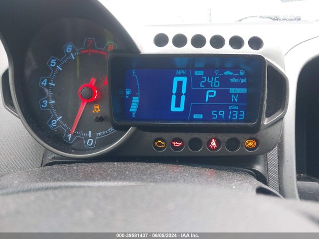 Chevrolet Sonic Ls Auto 2015 1G1JA5SH5F4136734 Image 7