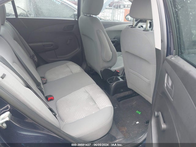 Chevrolet Sonic Ls Auto 2015 1G1JA5SH5F4136734 Image 8