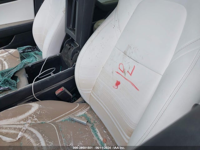 5YJ3E1EB4JF055455 Tesla Model 3 Long Range/performance
