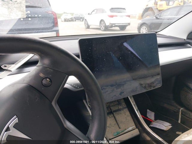 5YJ3E1EB4JF055455 Tesla Model 3 Long Range/performance