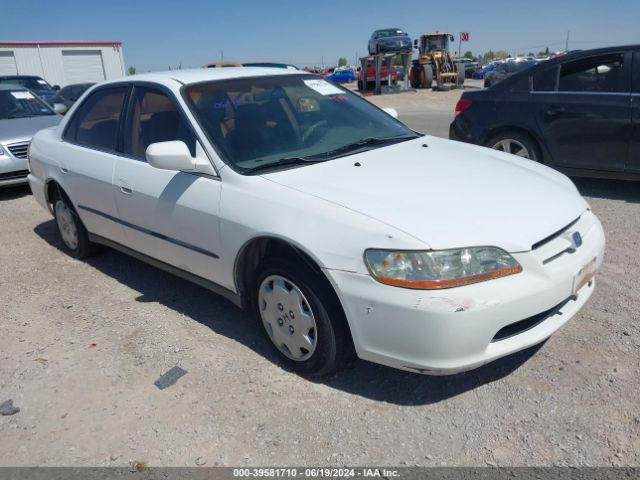 Auction sale of the 1999 Honda Accord Lx, vin: 1HGCG6656XA121992, lot number: 39581710