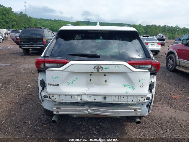 Toyota RAV4 LE 2020 2T3K1RFV1LW090143 Image 17