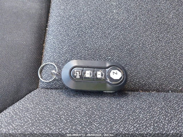 3C6TRVDG0JE160502 RAM Promaster 2500 High Roof 159 Wb
