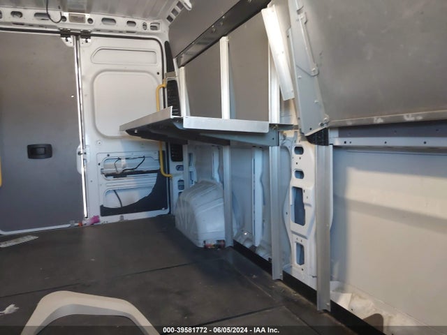 3C6TRVDG0JE160502 RAM Promaster 2500 High Roof 159 Wb