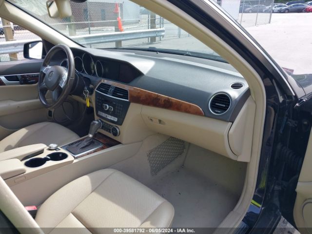 WDDGF8AB7EG188533 Mercedes-Benz C 300 Luxury 4matic/sport 4matic