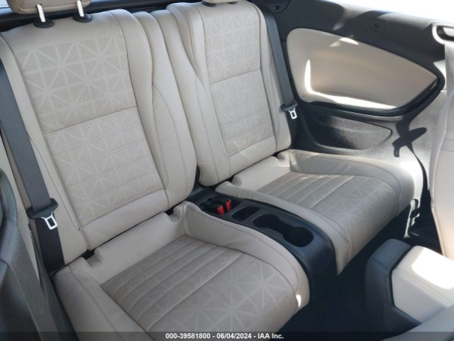 W04WT3N51GG025864 Buick Cascada Premium